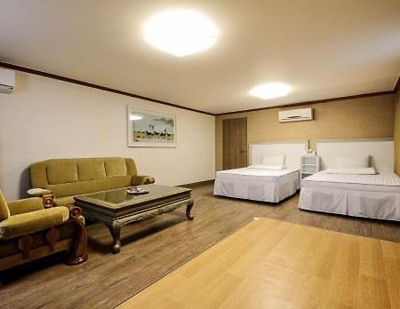 Yangji Park Hotel Changwon Zewnętrze zdjęcie