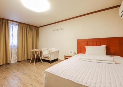 Yangji Park Hotel Changwon Zewnętrze zdjęcie