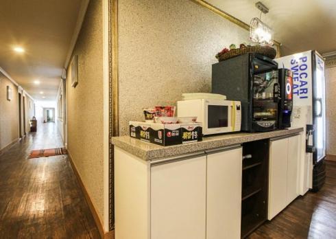 Yangji Park Hotel Changwon Zewnętrze zdjęcie