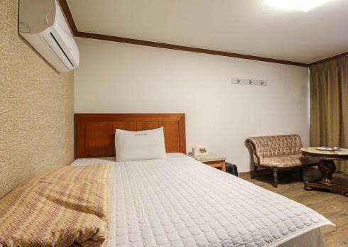 Yangji Park Hotel Changwon Zewnętrze zdjęcie