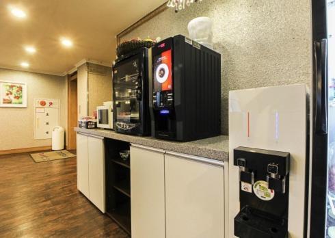 Yangji Park Hotel Changwon Zewnętrze zdjęcie